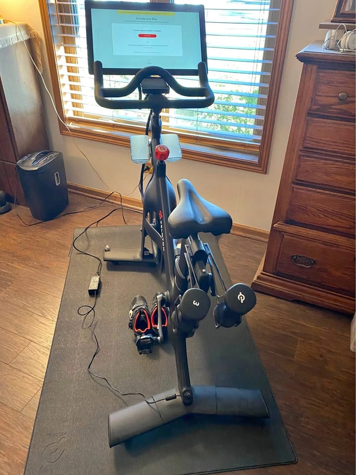 Peloton Bike