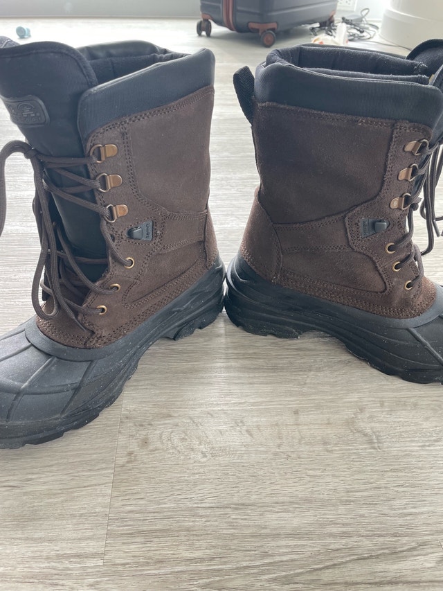 Kamik Winter Boots - Men's Size 9 US - photo 4