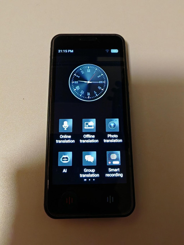 Portable AI Translator Device - photo 4