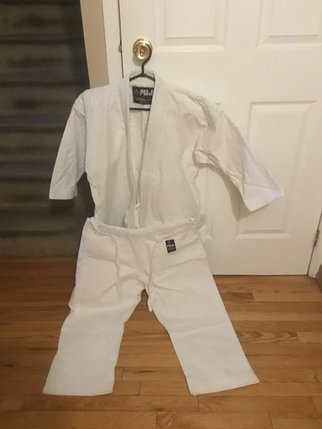 Youth Fuji Martial Arts Gi - Size 2 thumbnail
