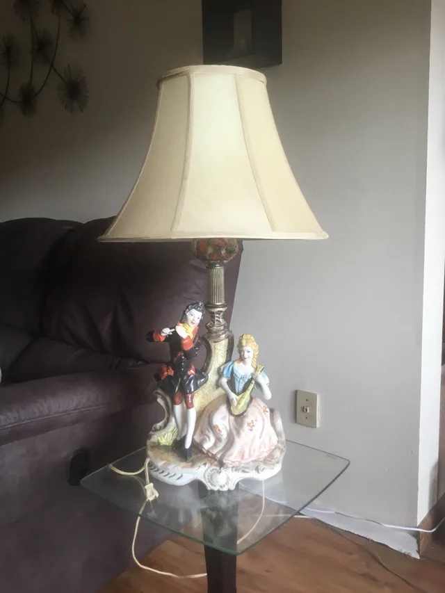 Vintage Capodimonte Table Lamp - see description thumbnail