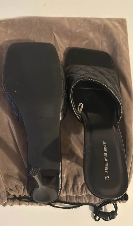 STREETWEAR SOCIETY Black Quilted Block Heel Mules Sz 10 - photo 3