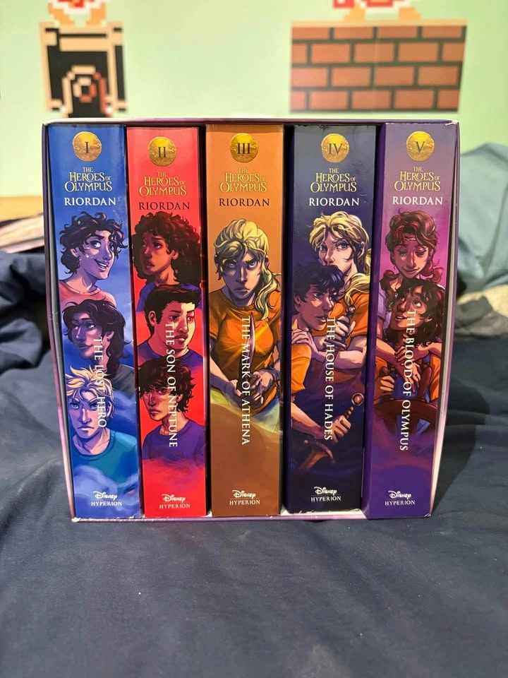 Rick Riordan Heroes of Olympus Complete Series Box Set - photo 3