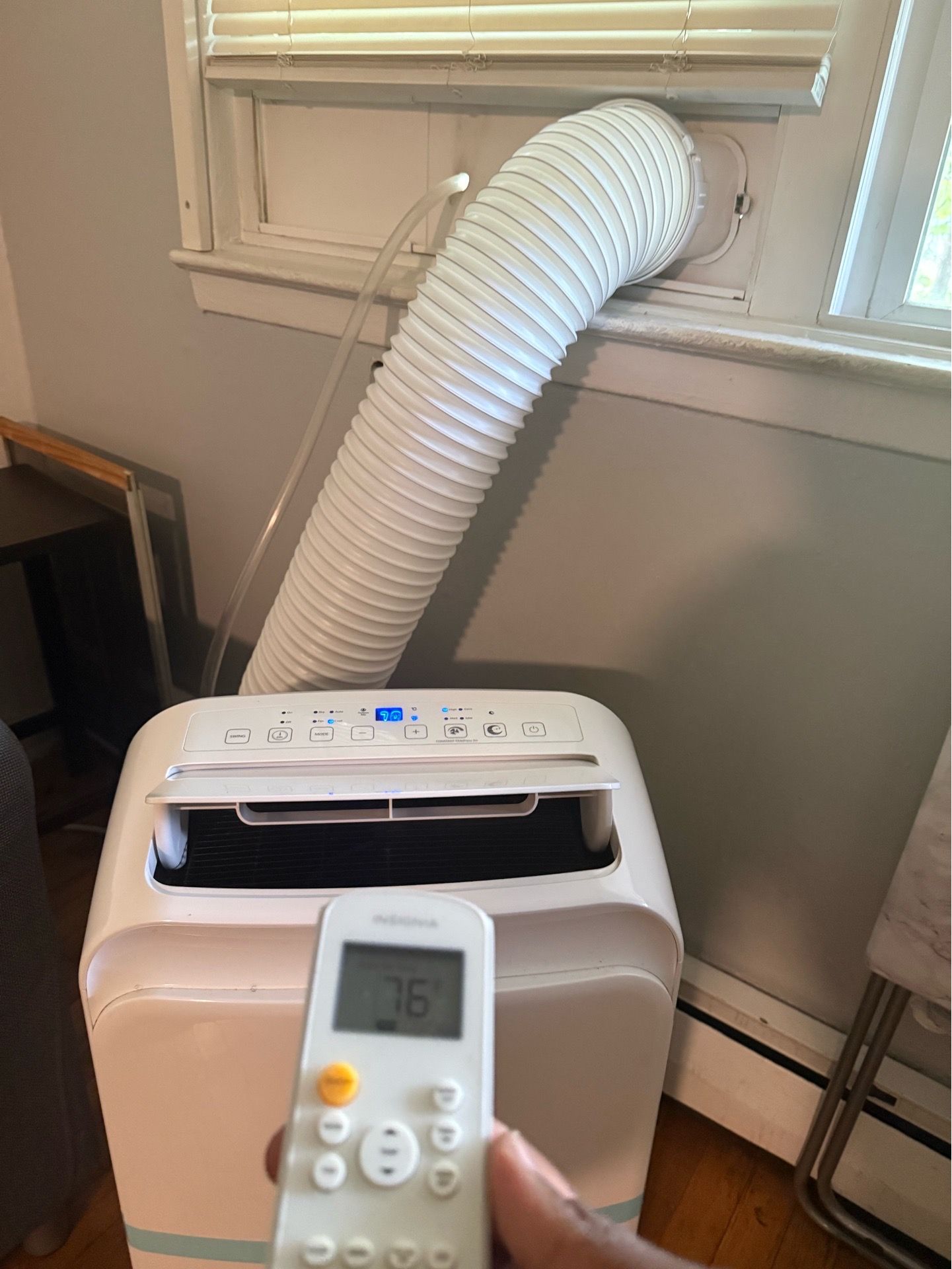 Portable AC for sale - photo 3