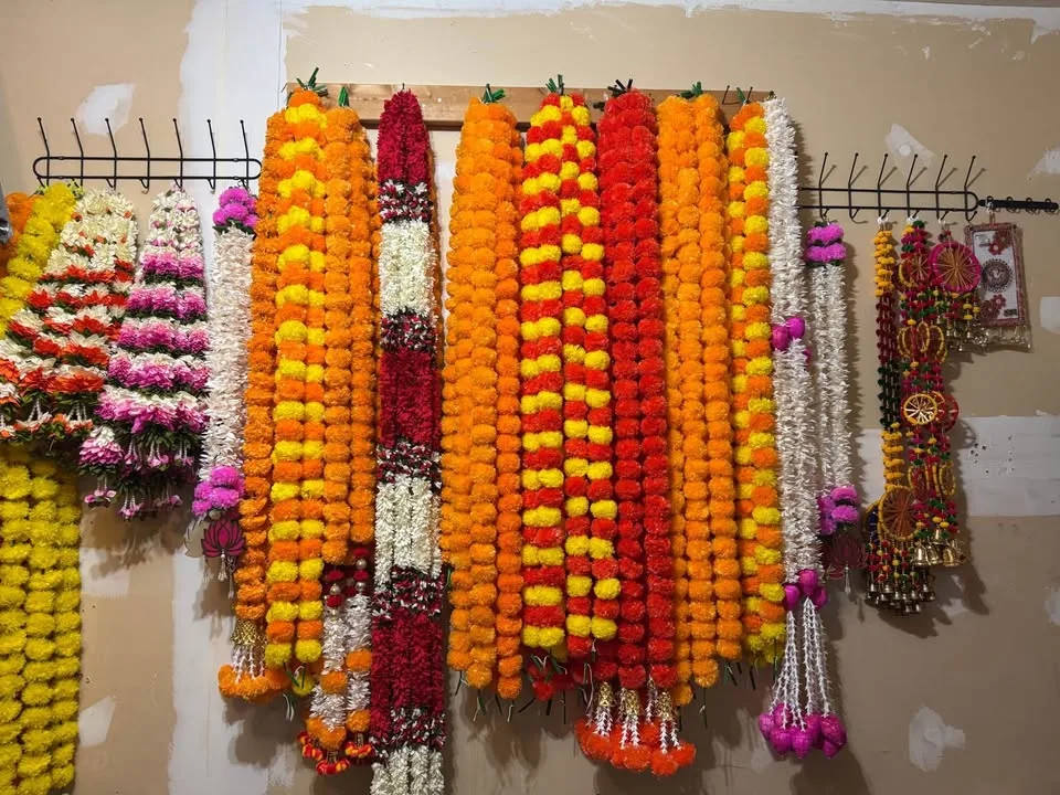 🌟 Premium Artificial Marigold Torans – Vibrant & Durable🌼 image indicator(4)