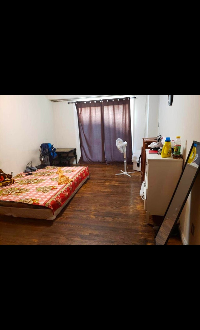 Room for rent in sharing with Indian boy June 1st