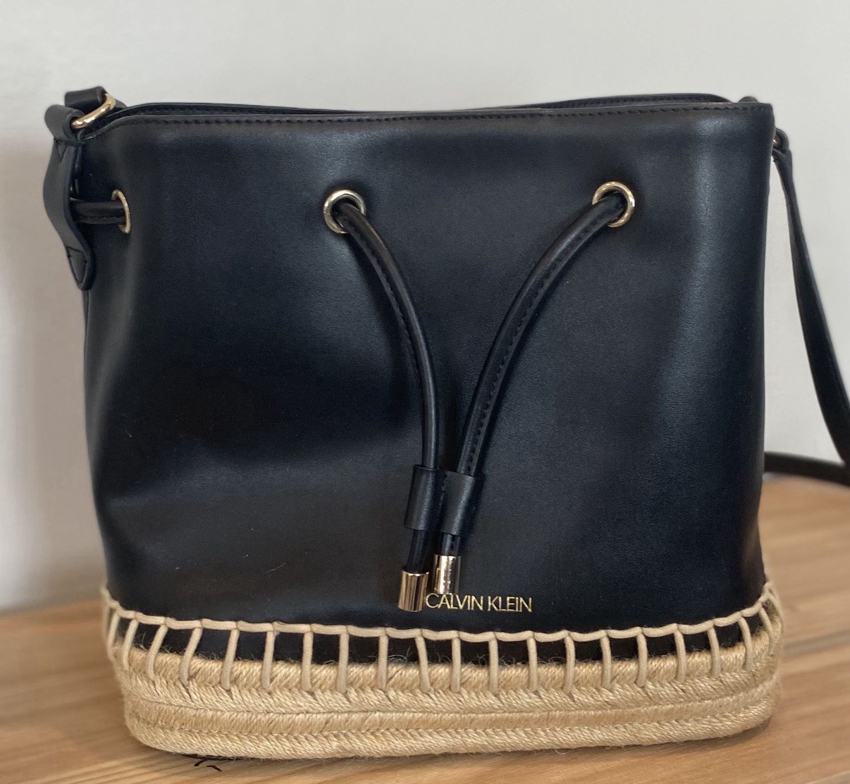 Calvin Klein Gabrianna Bucket Drawstring Bag - Black/Gold - photo 5