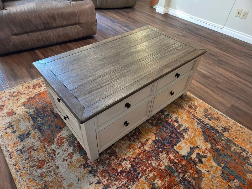 Ashley lift top coffee table - photo 3