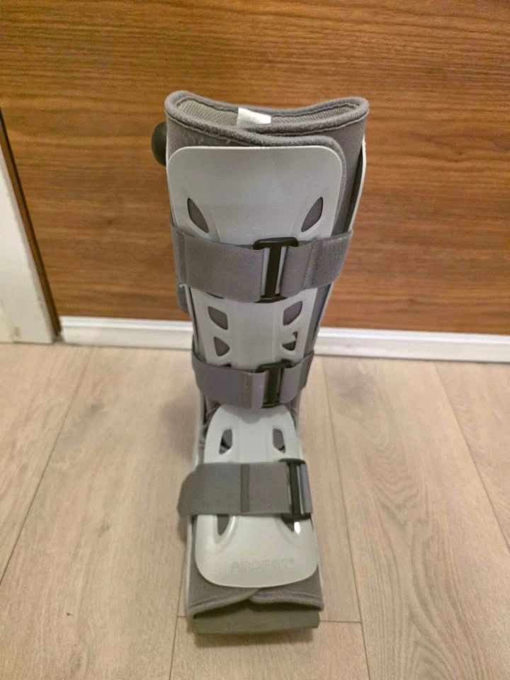 Large Aircast Boot