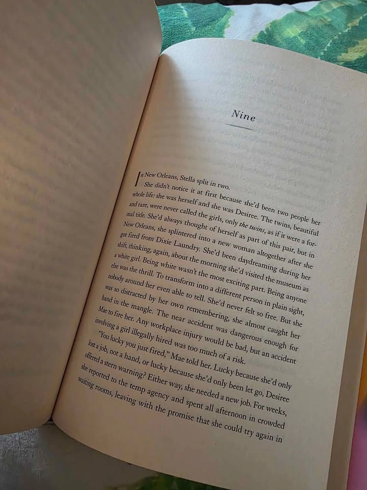 The Vanishing Half by Brit Bennett Hardback Book - photo 3