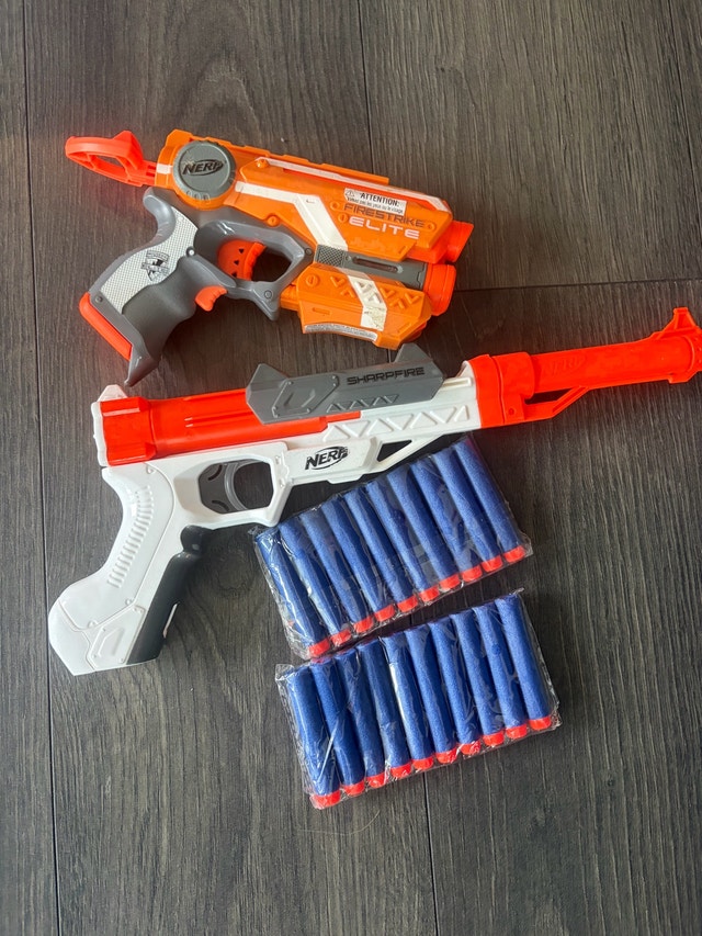 Nerf two pistols