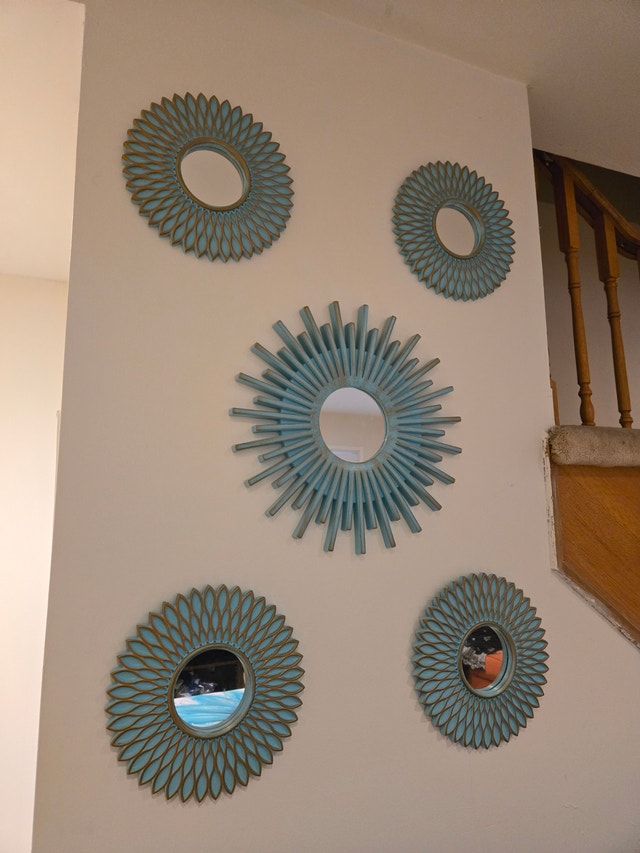 Blue Paintings, Cushions, Mirrors - photo 2