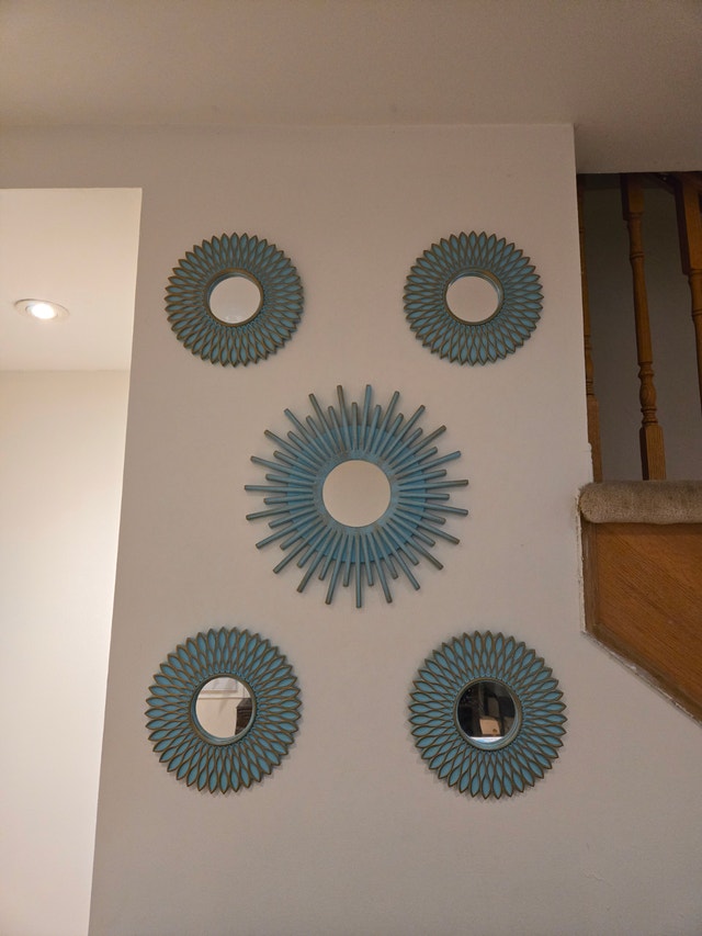 Blue Paintings, Cushions, Mirrors - photo 5