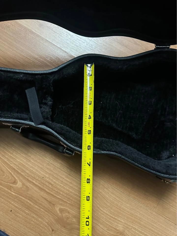 Premium Hard-Shell Concert Ukulele Case – Black Plush Lining - photo 4
