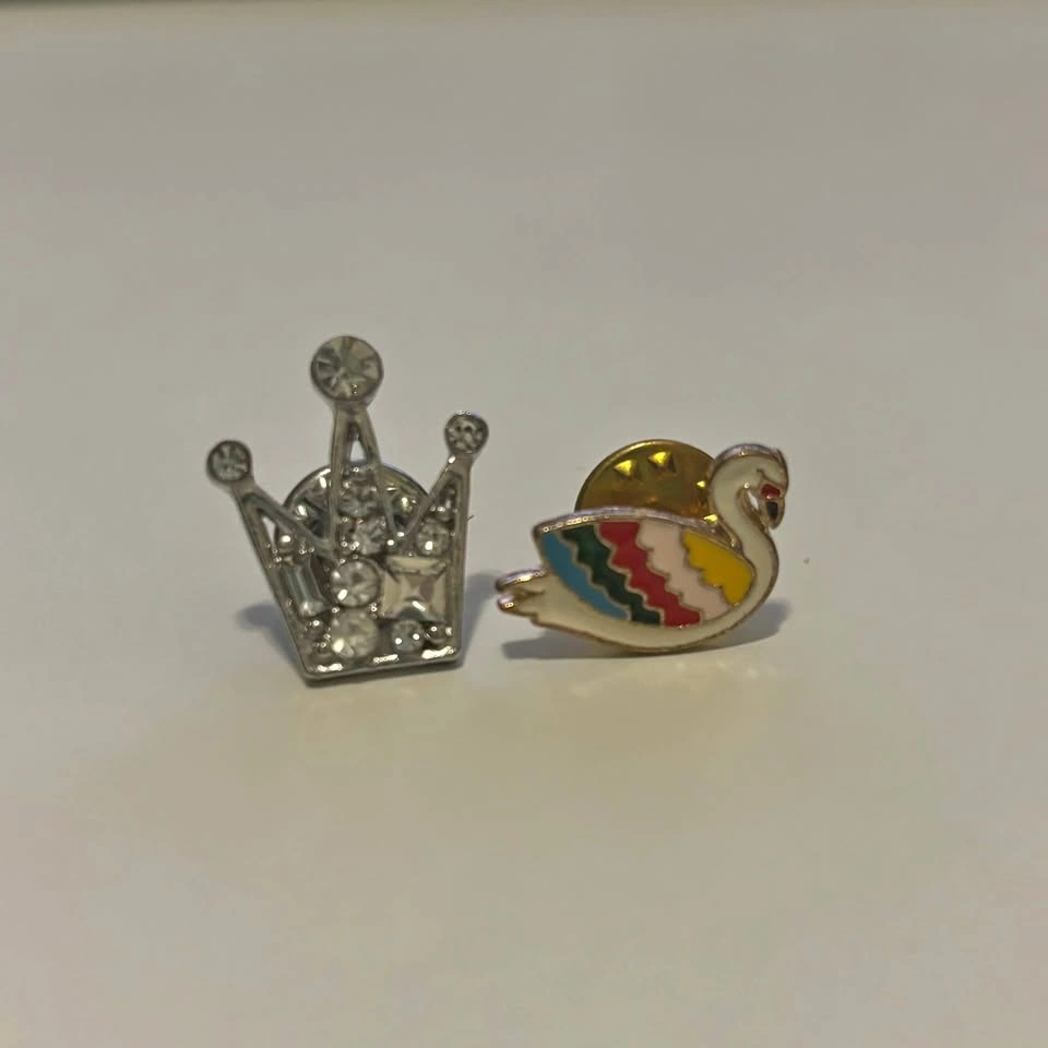 Cute Crown Swan Pins
