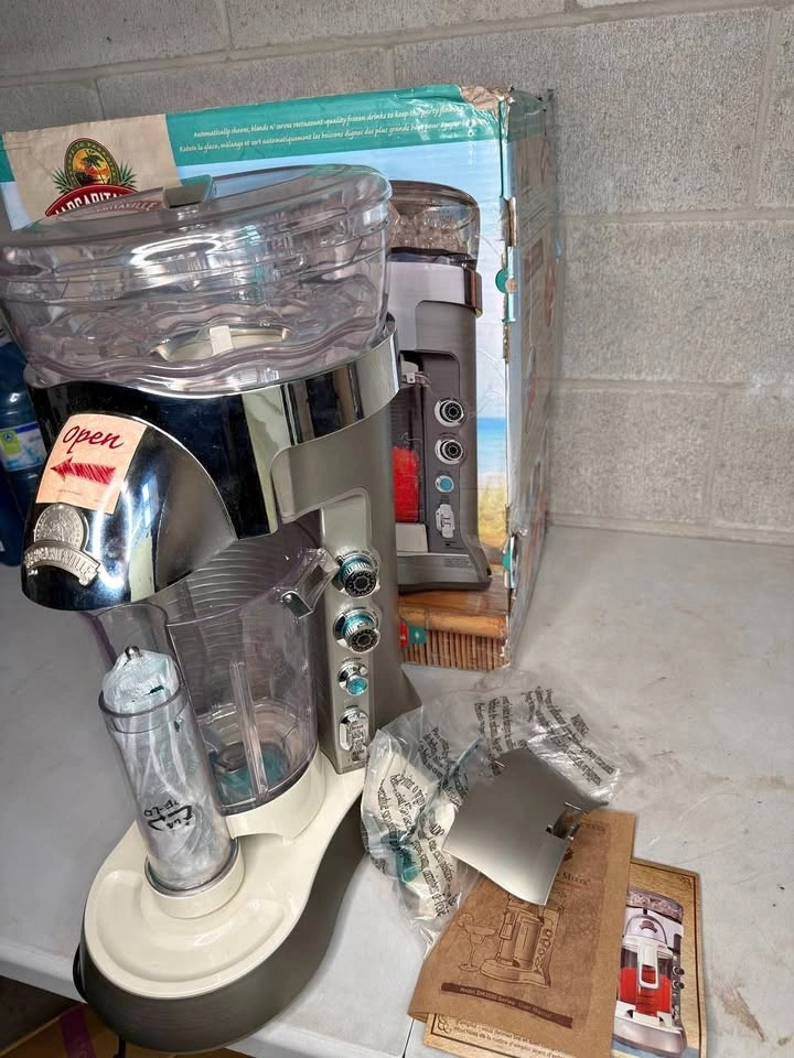Margaritaville Bali Frozen Concoction Maker