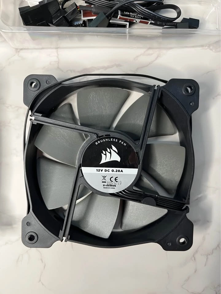 PC Fans Lot: Thermaltake & Corsair - photo 4