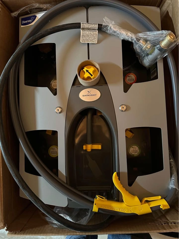 Diversey J-Fill Chemical Dispenser - photo 2