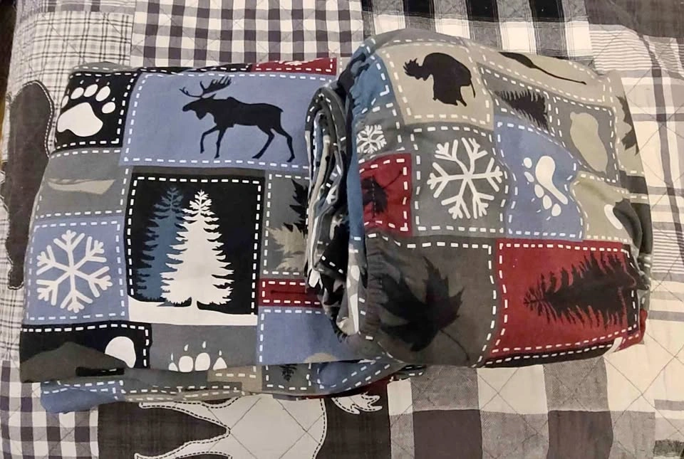 Rustic Cabin Themed Moose Bear Flannel Sheets - Double