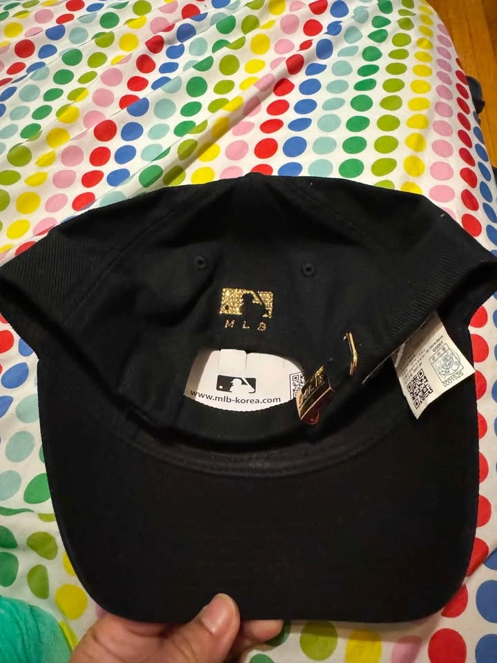 Ny woman’s hat - photo 2