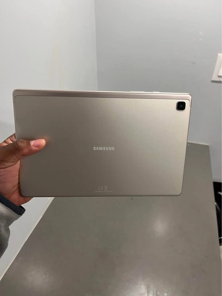 Samsung Galaxy Tab A8 (10.5-inch) WiFi - Pink Gold - photo 2