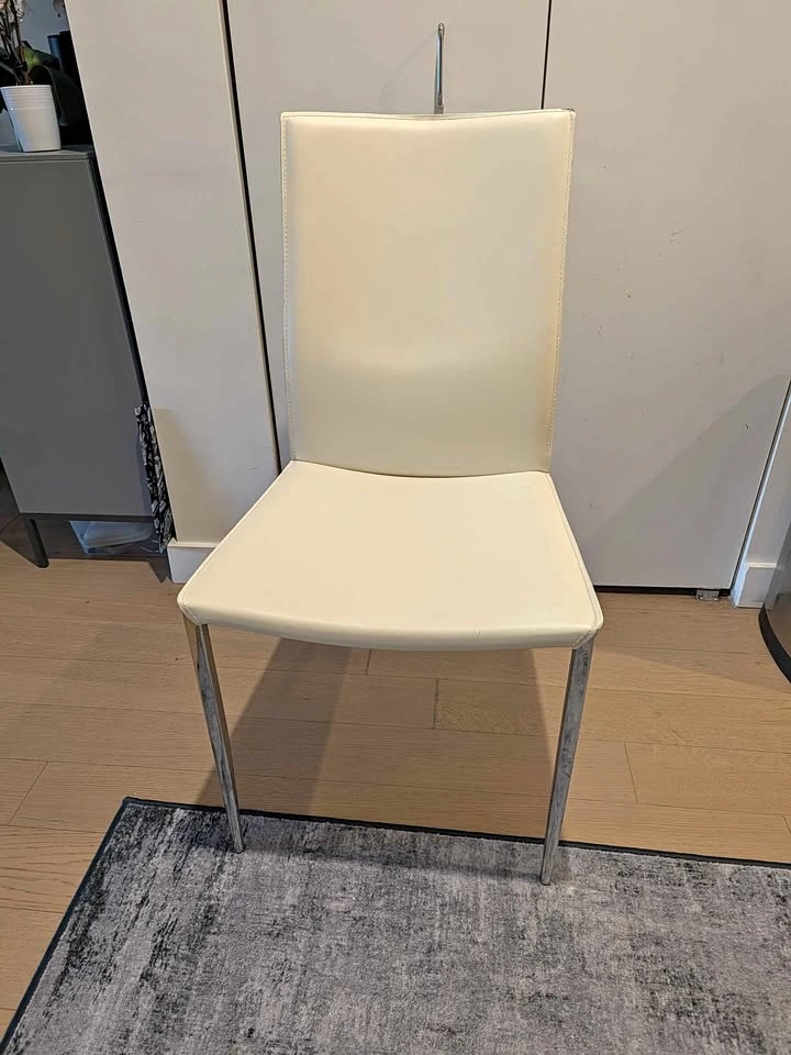 Free Modern Chair
