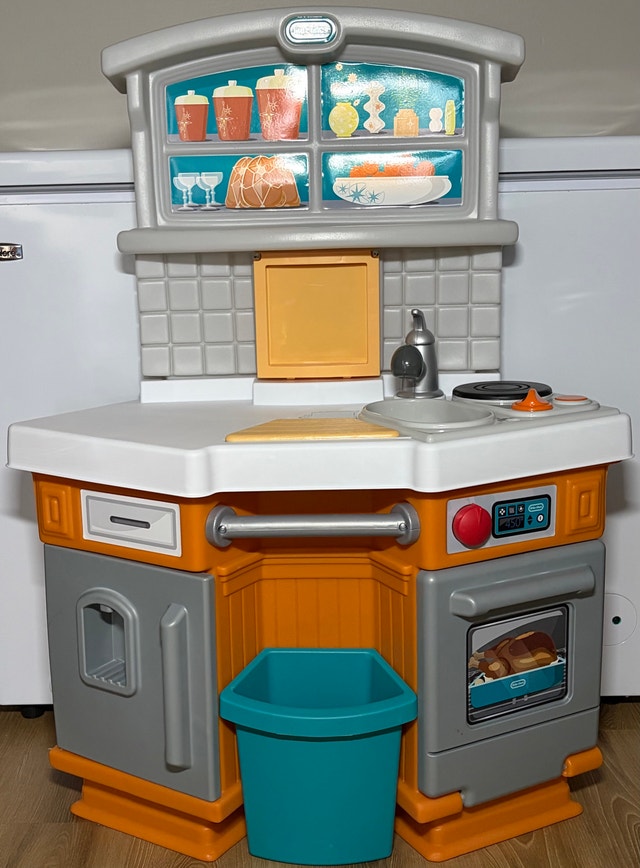 Little Tikes Kitchen