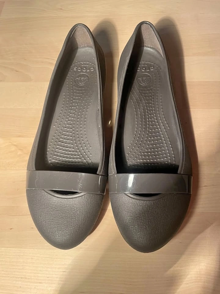 Crocs Brynn Ballet Flats Grey/Brown Cap Toe US 7