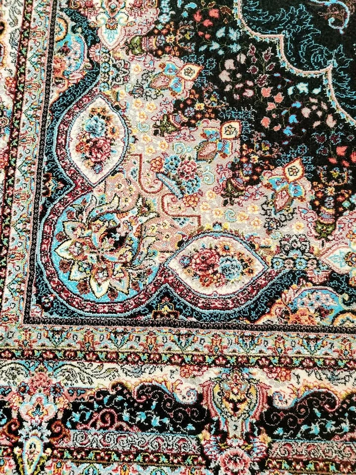 Iranian Rug 5' x 7'+ - photo 5