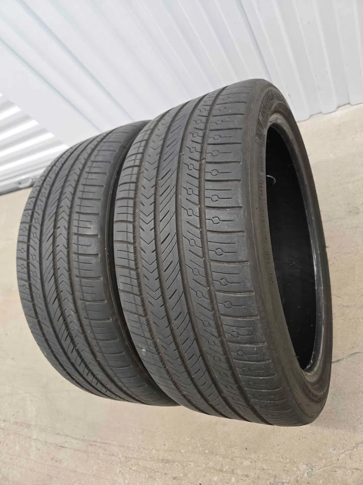 225/40ZR18 Michelin Pilot Sport All Season Tires - photo 2