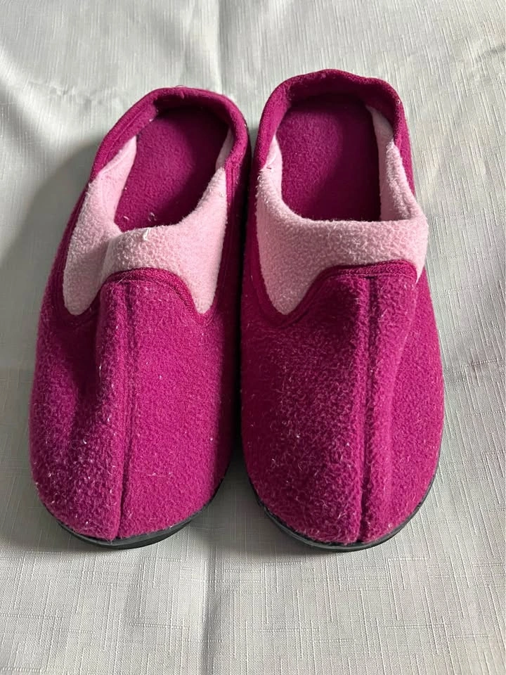 Comfortable Two-Tone Magenta & Pink Wool Slippers - Size XL