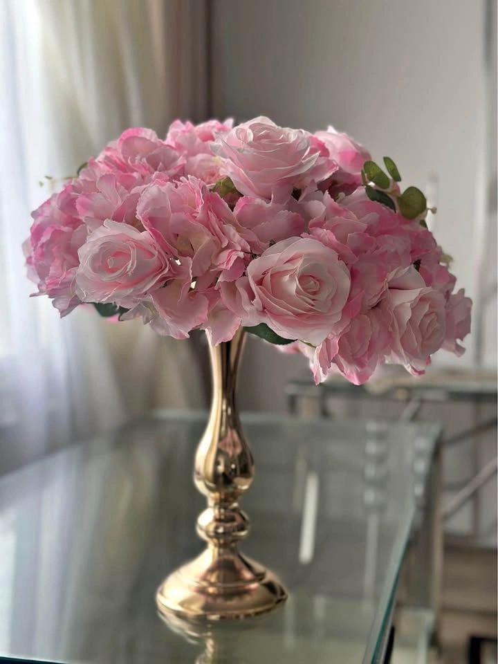 Centrepiece for rent