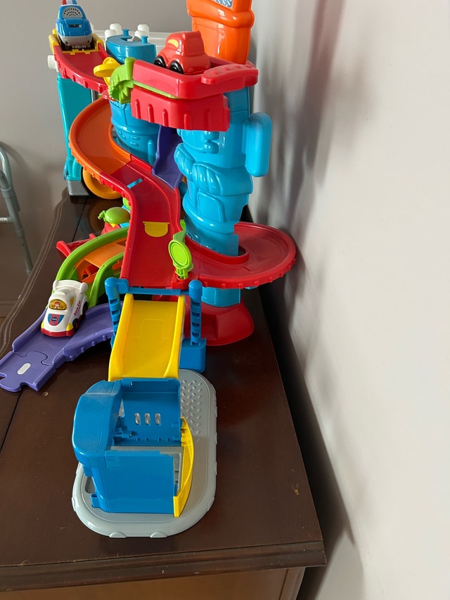 Vtech Go Go ! Playset with few cars - photo 2