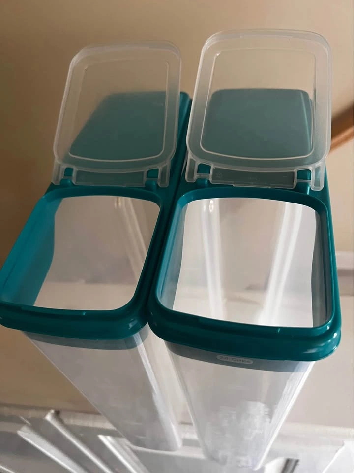 2-Pack Plastic Storage Container 24 cup with lids - photo 3