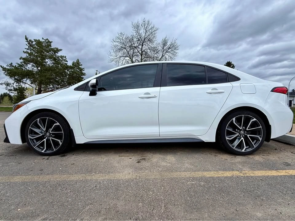 2020 Toyota Corolla SE 1.8L Alberta Registered - photo 3