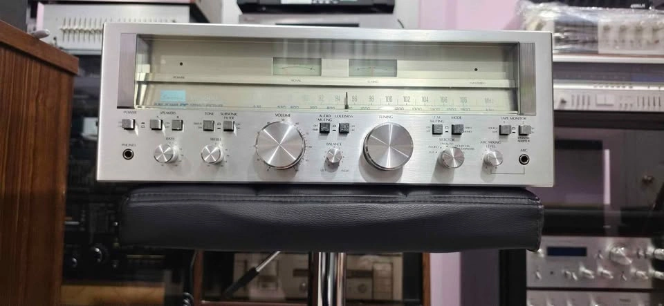 Mint Sansui G-5500 Stereo Receiver - photo 3
