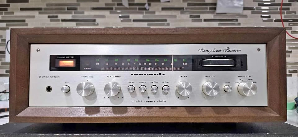 Vintage Marantz Model Twenty Eight Stereophonic Receiver