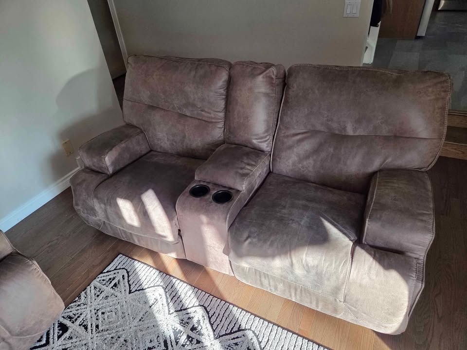 3 piece set -  reclining couches and chair - photo 3