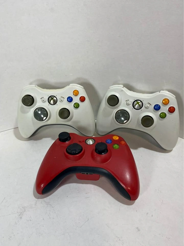 Xbox 360 Controllers (Delivery Available)