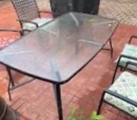 Complete Set: Table,4 Chairs,4 cushions, 1 umbrella &1 stand thumbnail