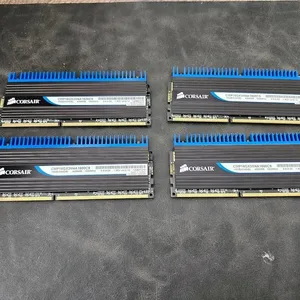 Corsair Dominator 16 GB DDR3 1600 RAM