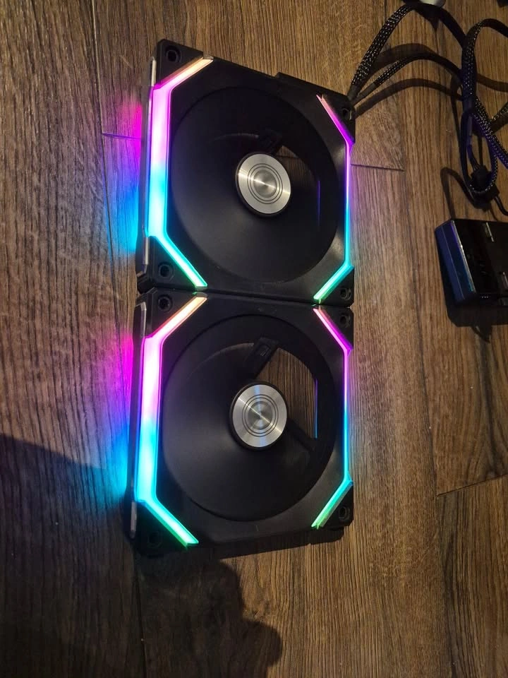 Lian Li Uni Fans SL120 + Controller - photo 2