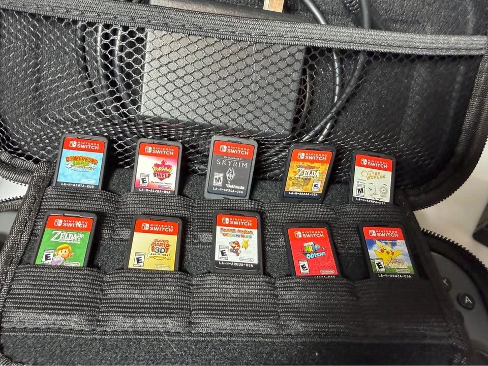 Nintendo Switch Bundle w/ Dock + 10 Games + Case - photo 3