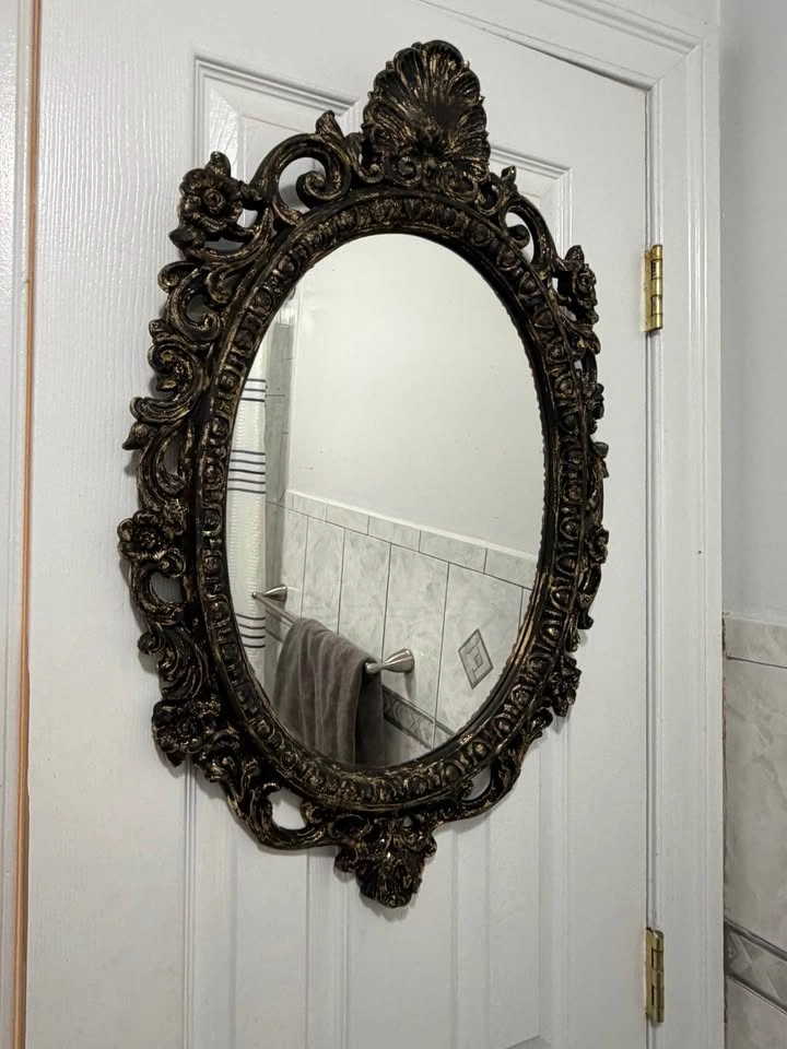 Vintage Baroque Oval Mirror – Black & Antique Gold Gothic Wall D - photo 2