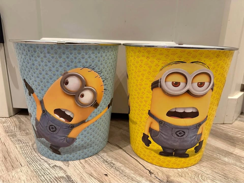 Minion Trash Can