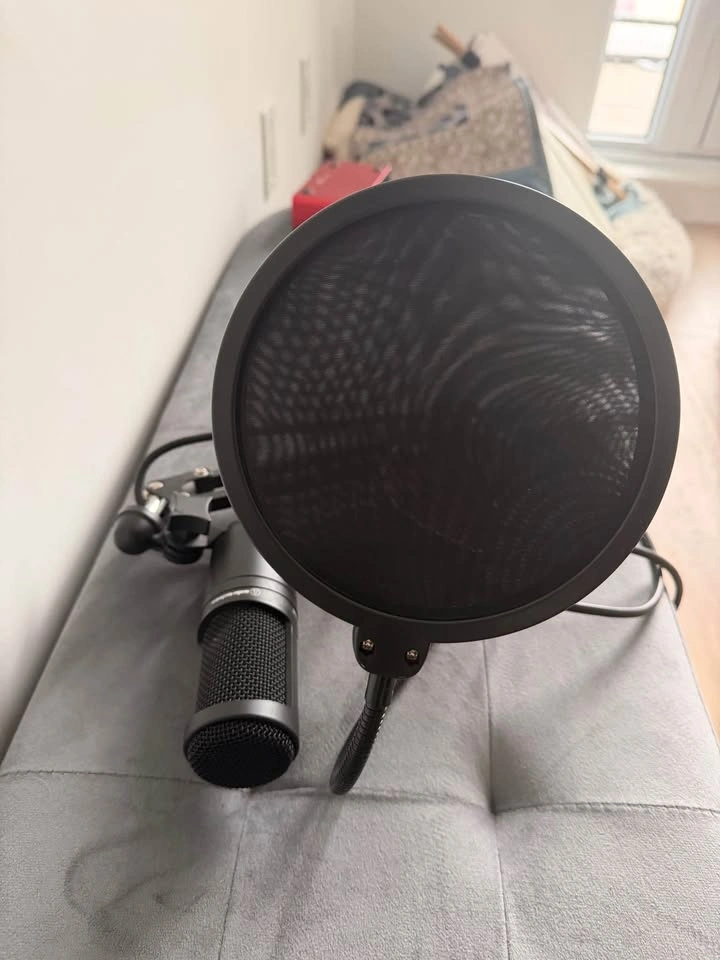 Audio Technica AT2020 Microphone w/ Accessories - photo 4