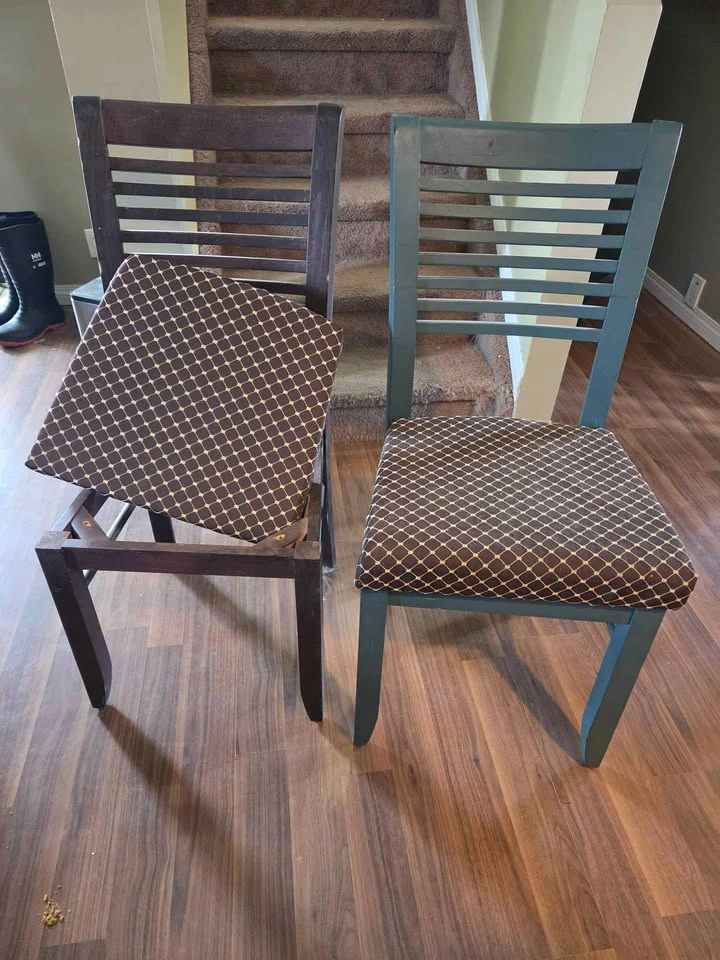 Set of 4 Slatted Back Dining Chairs with Extra Fabric - photo 2