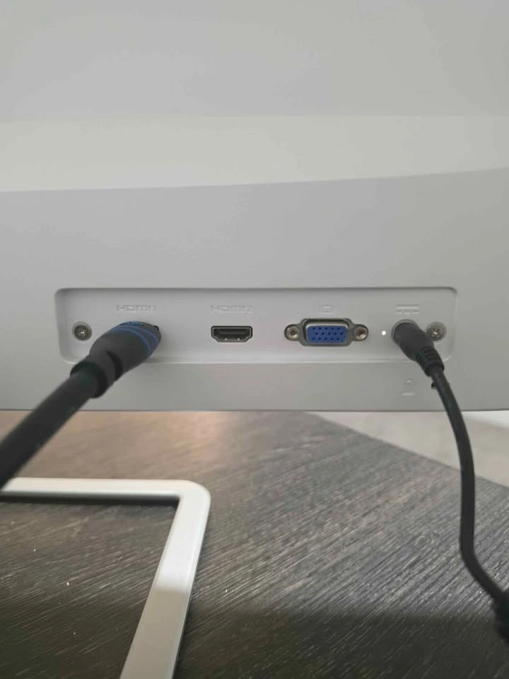 HP 27er Ultra Thin Monitor - photo 3