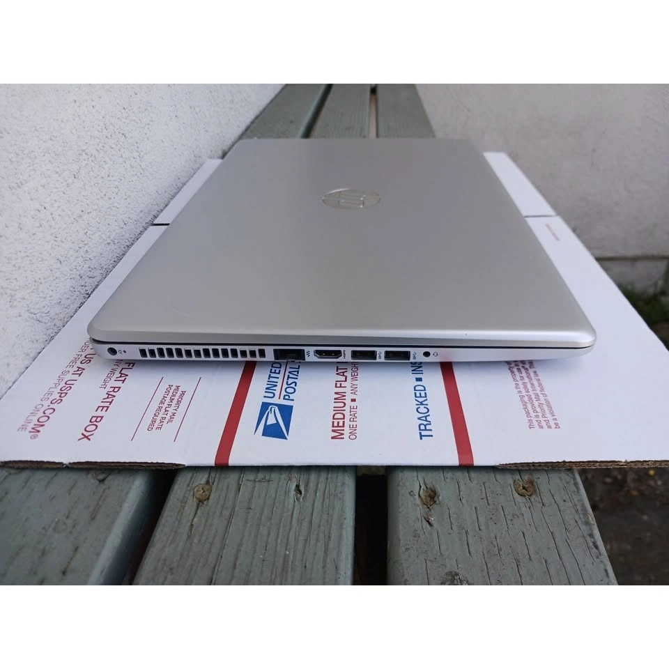 HP Laptop 17-bs062st 17.3" Core i5 16GB RAM 240GB SSD Win 11 - photo 3