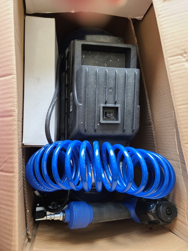 Campbell Hausfeld 3-Gallon Portable Air Compressor - photo 4